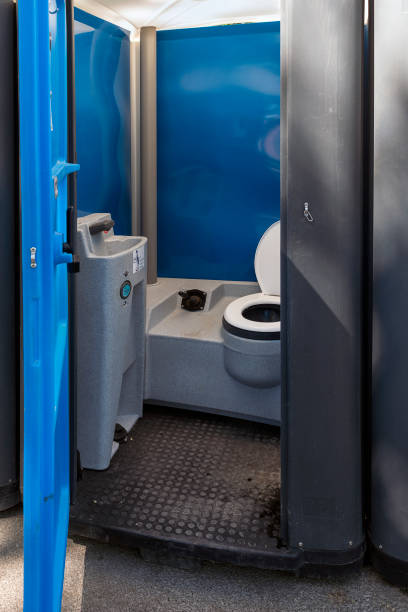 Best Portable bathroom rental  in , NH